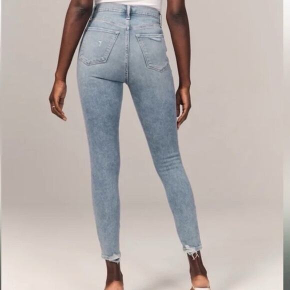 Abercrombie & Fitch Size 32 14 R Super Skinny Ankle High Rise Criss Cross Jeans - Picture 3 of 12